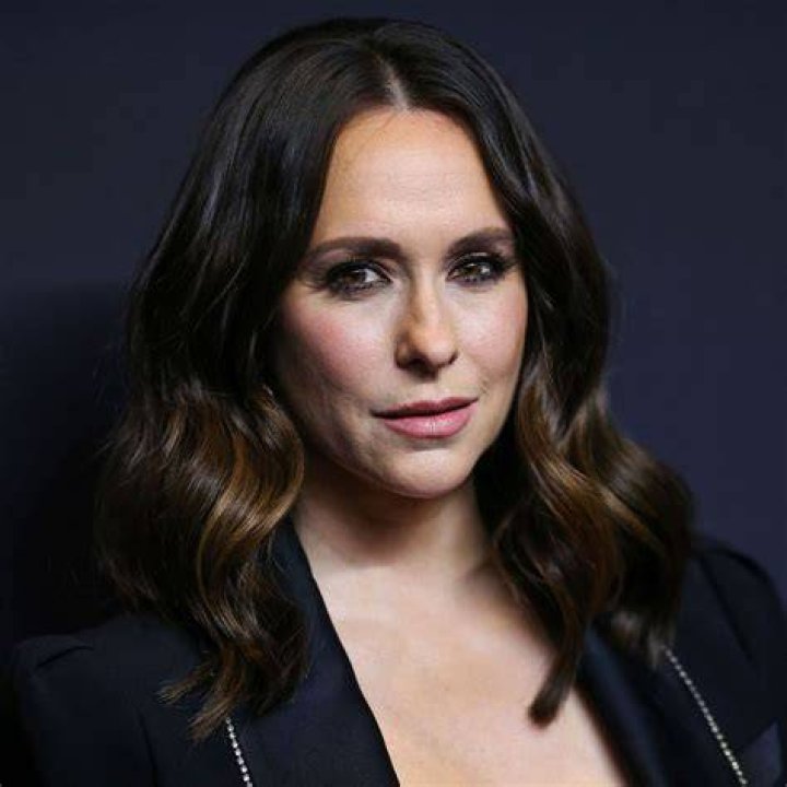 Meet Jennifer Love Hewitt's Soulmate: A Look Into Her Husband's Life